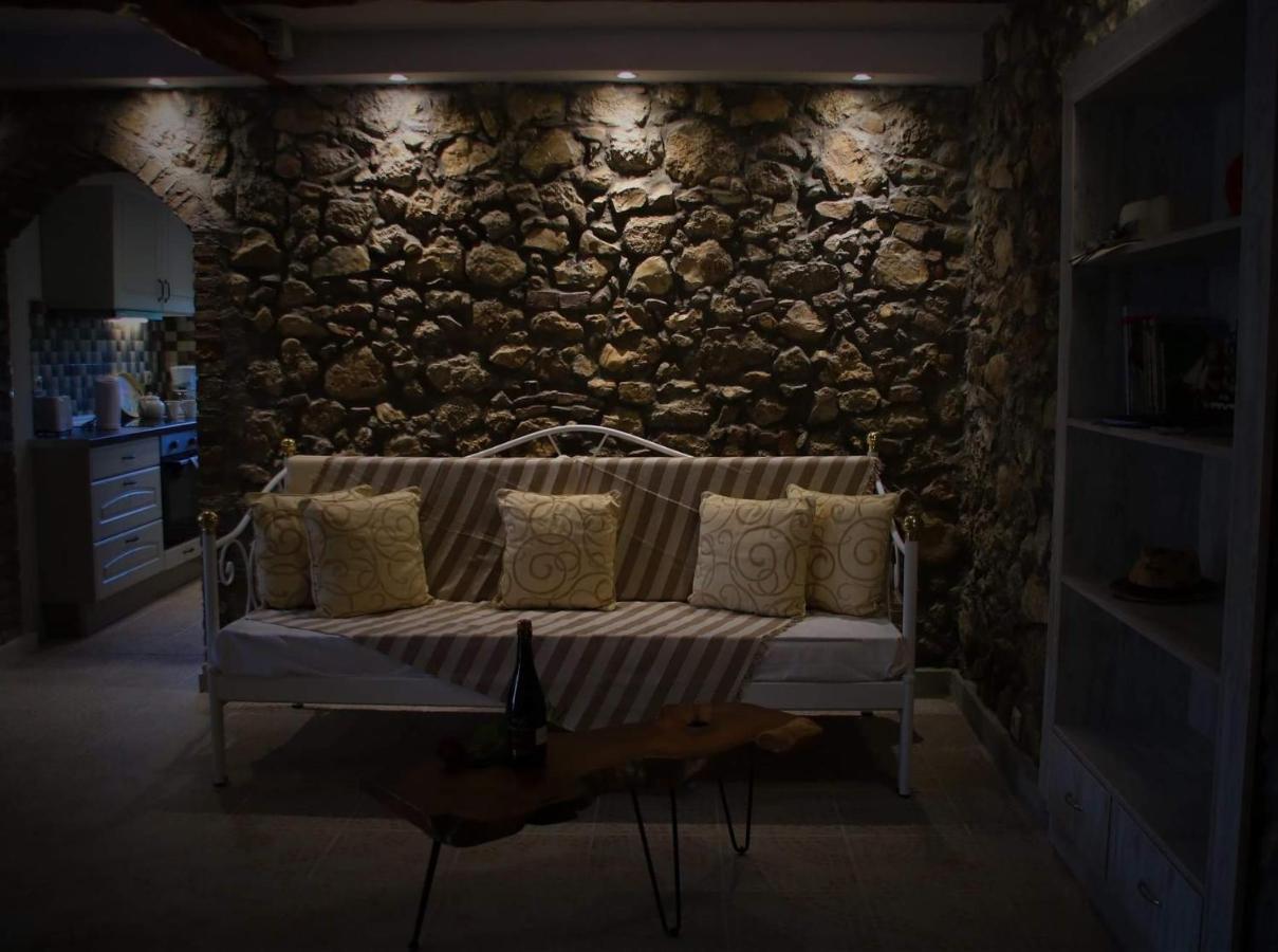 The Stone Suite Moraitika Exterior photo
