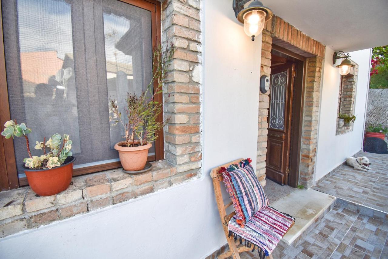 The Stone Suite Moraitika Exterior photo